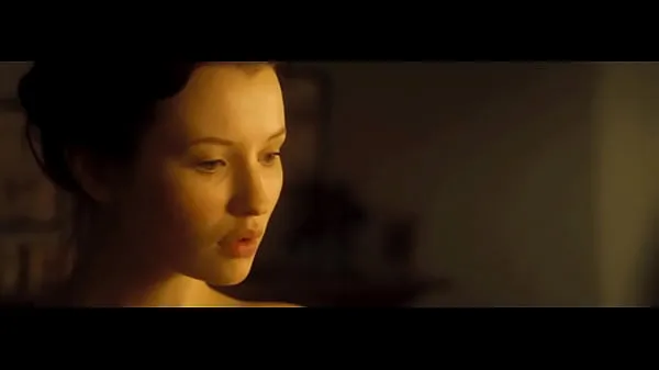 Bedste Emily Browning - Summer In February mega klip