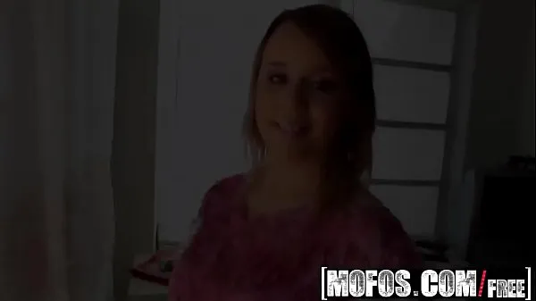 Melhores Mofos - Shes A Freak - Her Pussys Got an Addiction to Friction, estrelado por Alexis Adams mega clipes