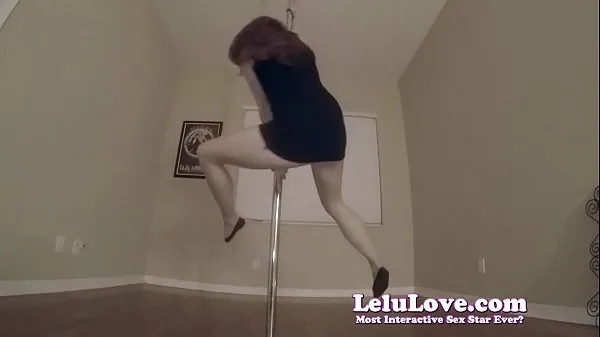 Meilleurs Poledancing et trembler et me tordre le cul pendant que je me déshabille méga-clips