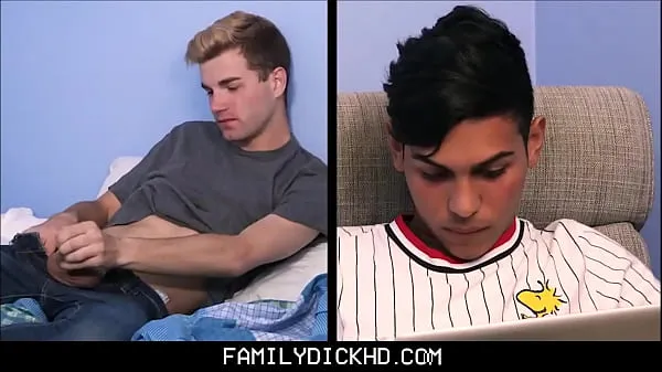 A legjobb Bear Step Dad Walks In On His Twink Step Son Fucking A Twink Latino Foreign Exchange Student And Joins In - Kristofer Weston, Ariano mega klipek