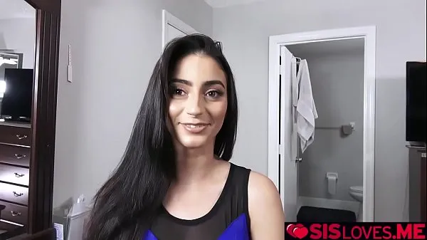 A legjobb Jasmine Vega asked for stepbros help but she need to be naked mega klipek