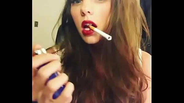 بہترین Hot girl with sexy red lips میگا کلپس