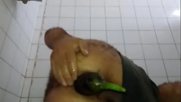 A legjobb Anal dilated by using huge eggplant black toy mega klipek