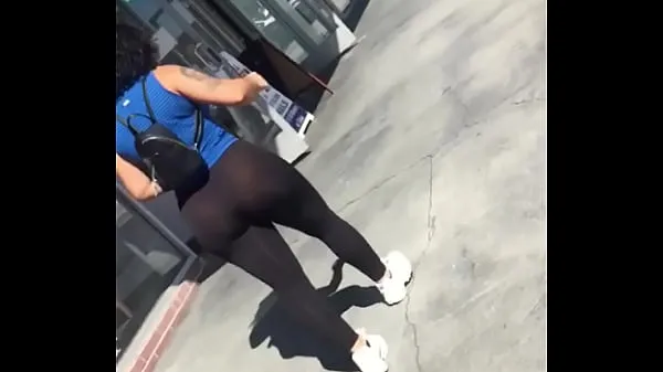 I migliori Big booty Latina in see-thru leggings part 1 mega clip