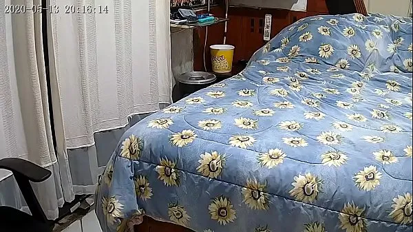 Najlepsze Security camera catches wife putting horn on husband megaklipy