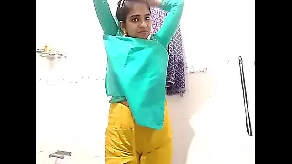 Meilleurs Indien bhabhi ne chul moi dala kela apni bhosh moi méga-clips