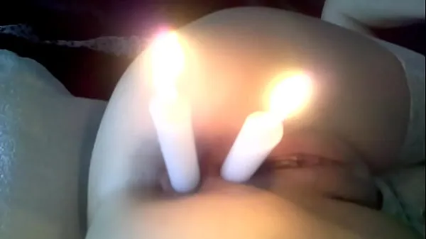 Τα καλύτερα EXTREME - Two candles one in her pussy and one in ass mega κλιπ