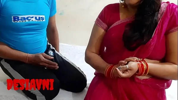 Avni step sister is going to on date with boyfriend on new year but her brother convince her to hard sex with him Klip mega terbaik