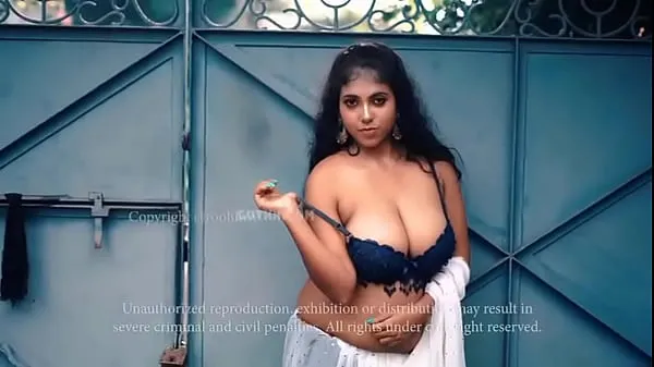 Best Desi Hot Bhabhi Roohi 17 – Naari Magazine Hot Beauty Modelling mega Clips