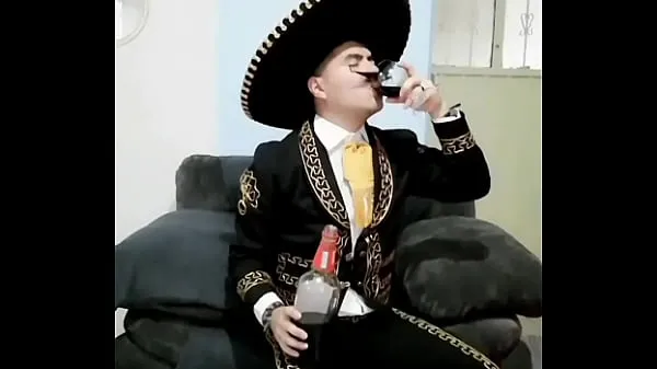 I migliori Praticare per essere Mariachi mi ha reso molto eccitato fino a quando non ho finito la bottiglia di sherry mega clip