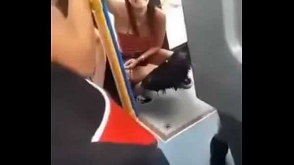 สุดยอดคลิป Peeing on the Bus ขนาดใหญ่