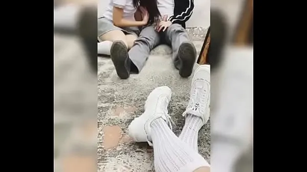 Nejlepší Student Girl Films When Her Friend Sucks Dick to Student Guy at College, They Fuck too! VOL 2 mega klipy