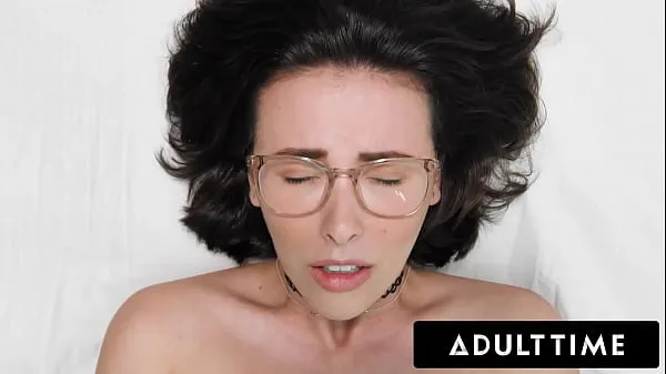 ADULT TIME - How Women Orgasm With Casey Calvert mega clip hay nhất