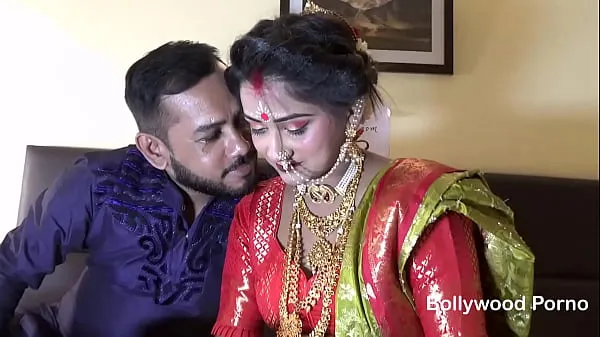 Meilleurs Couple indien aime la première nuit avec du sexe romantique passionné dans leur chambre méga-clips