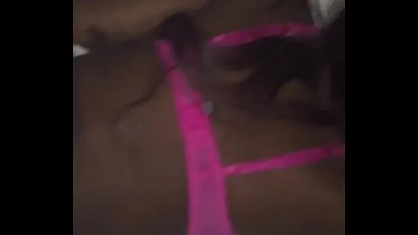 ベスト Back shots in a pink bra and a phat ass メガ クリップ